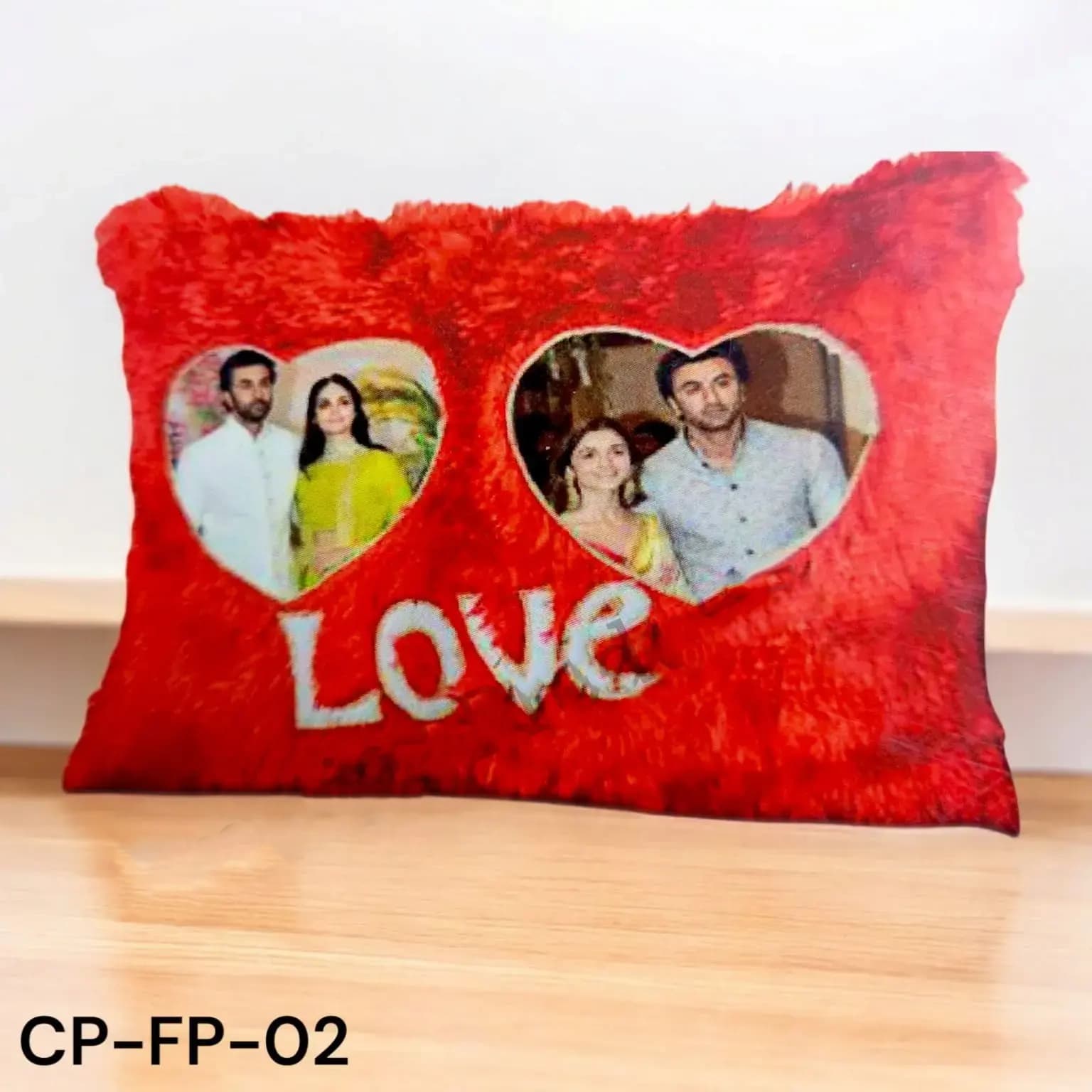 Super Shine Big Furr Cushion 16x20